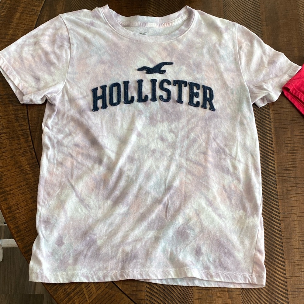 Two Women’s Hollister Shirts- (Multicolor) and the other one is Red - Picture 2 of 5